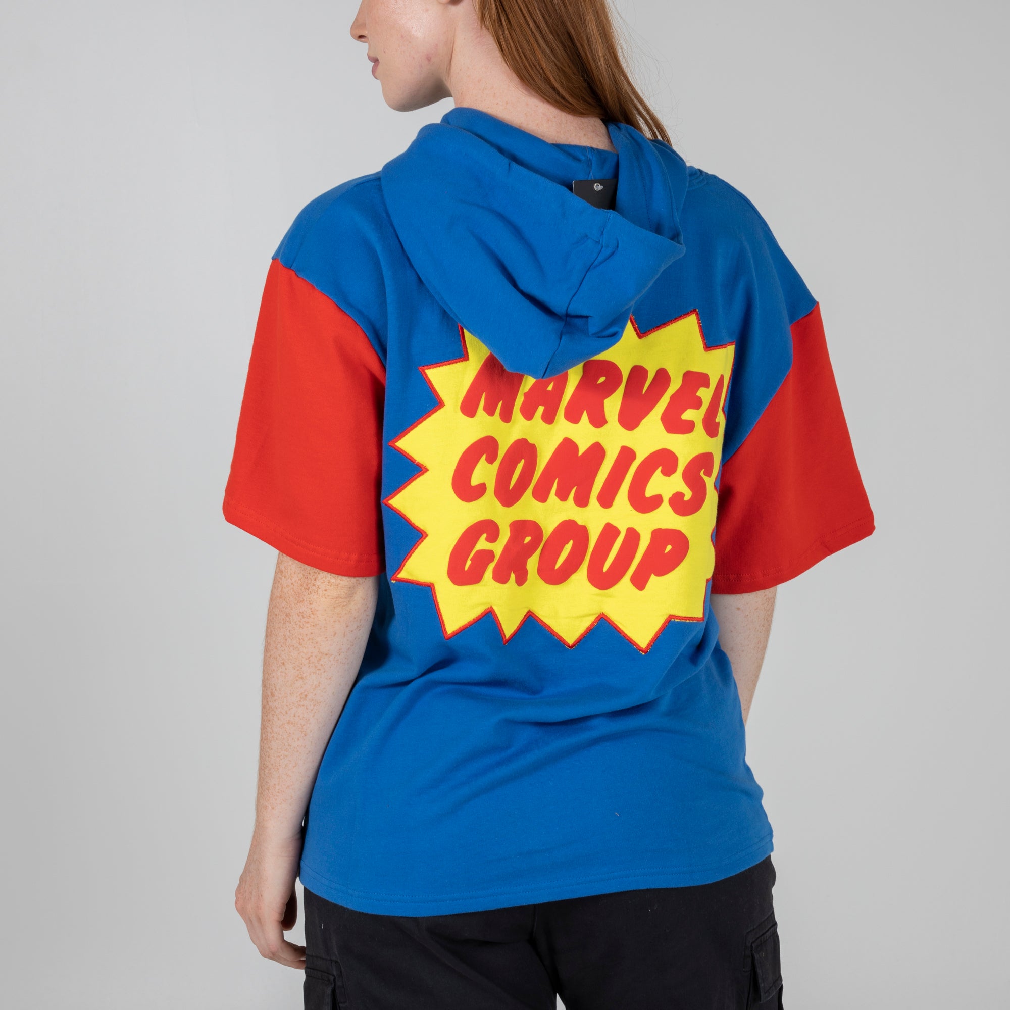 Sweat à capuche à manches courtes rétro Marvel Comics Group