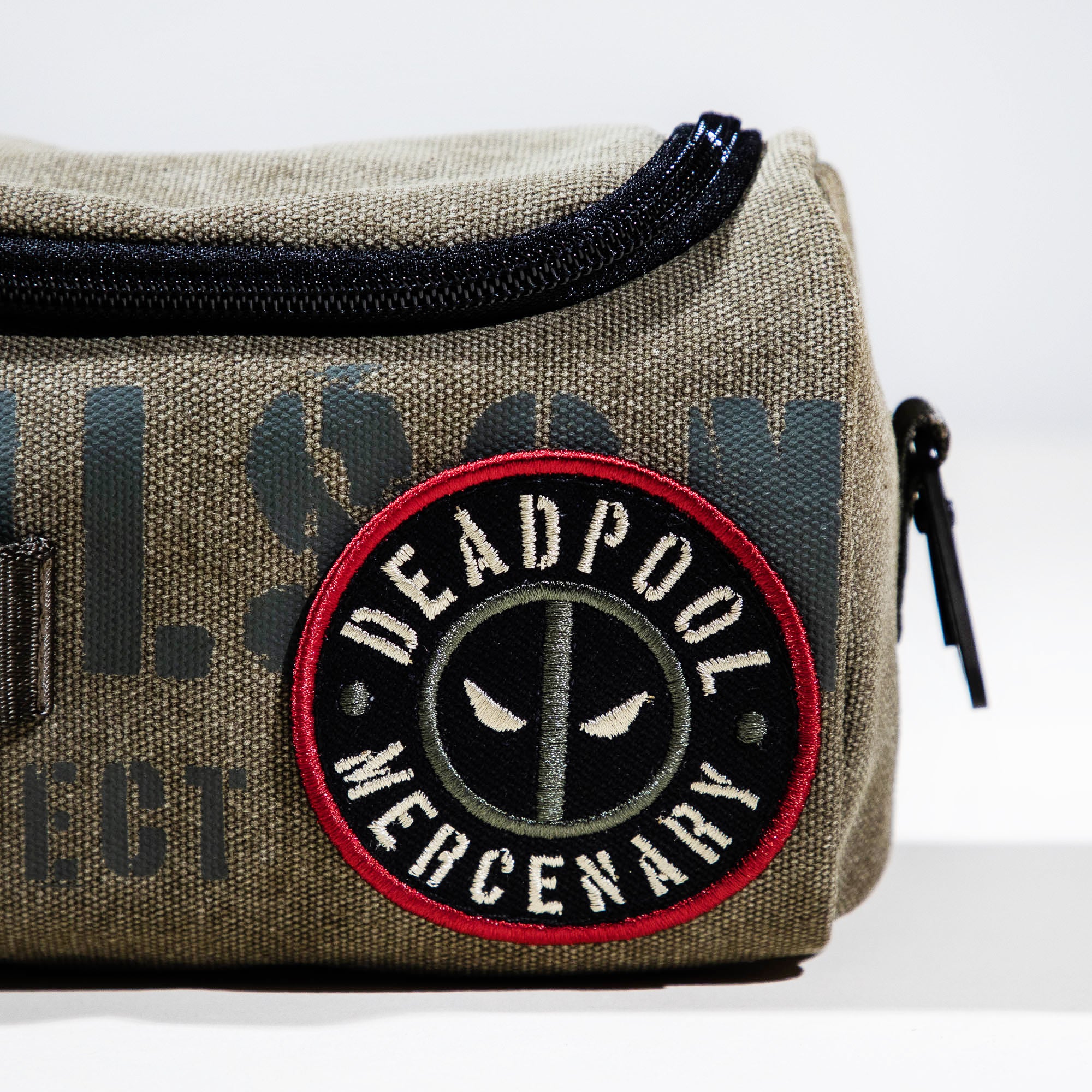 Deadpool Barrel Dopp Kit